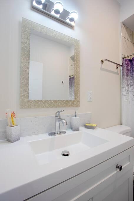 Luxurious Design One Bedroom Apt Near Balboa Park Сан Диего Екстериор снимка
