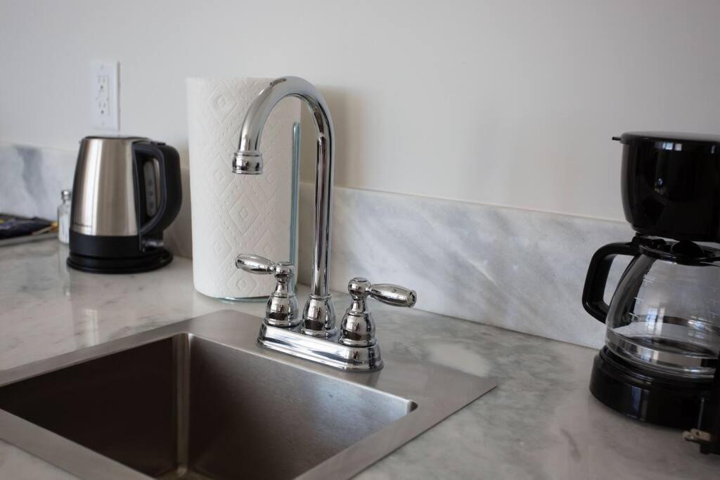 Luxurious Design One Bedroom Apt Near Balboa Park Сан Диего Екстериор снимка